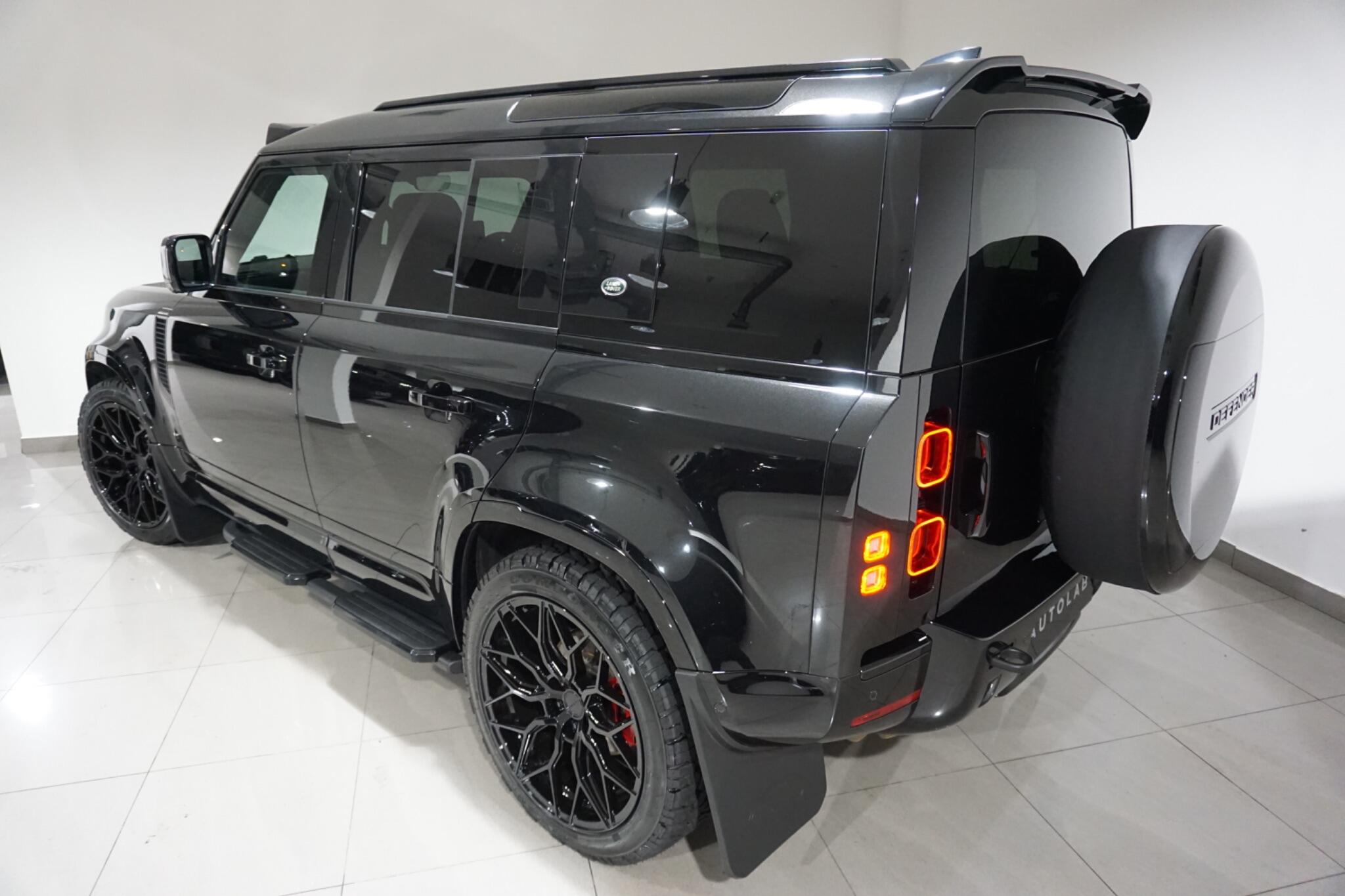 Land Rover Defender 110 3.0 D250 MHEV X-Dynamic HSE SUV 5dr Diesel Auto 4WD Euro 6 (s/s) (250 ps)